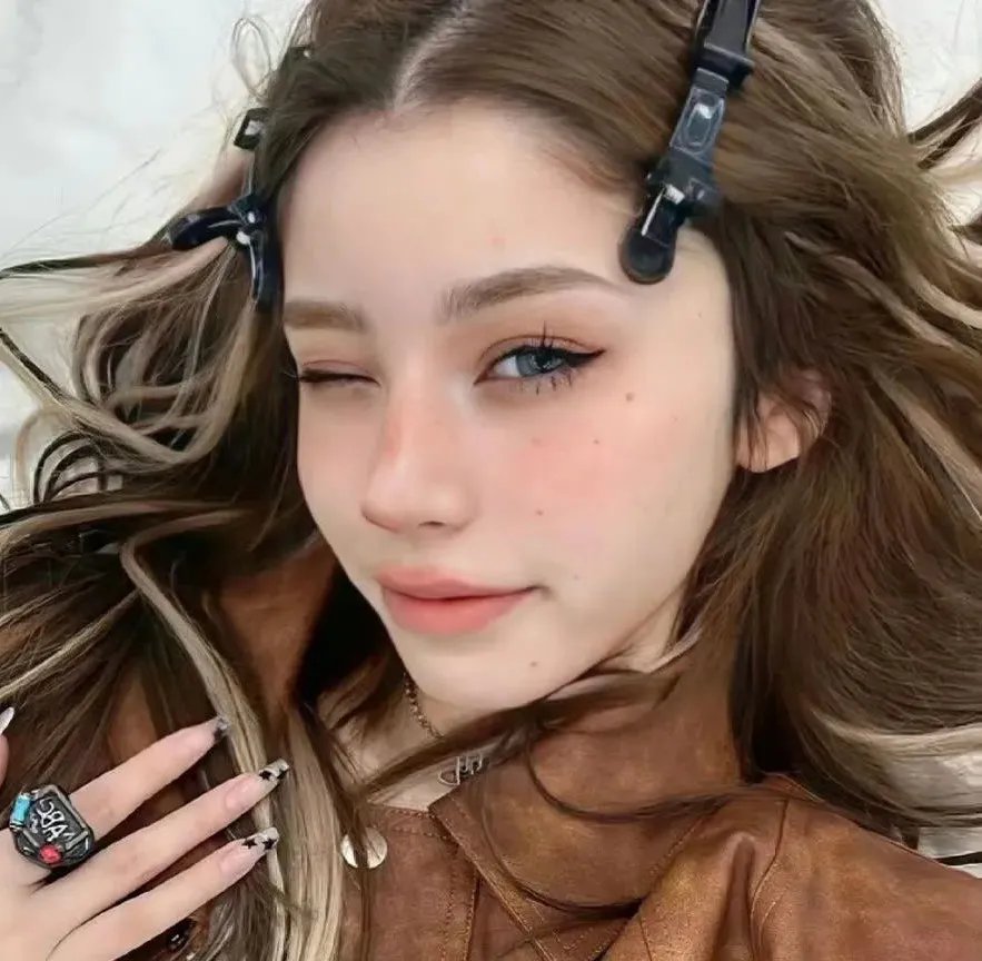 假小子